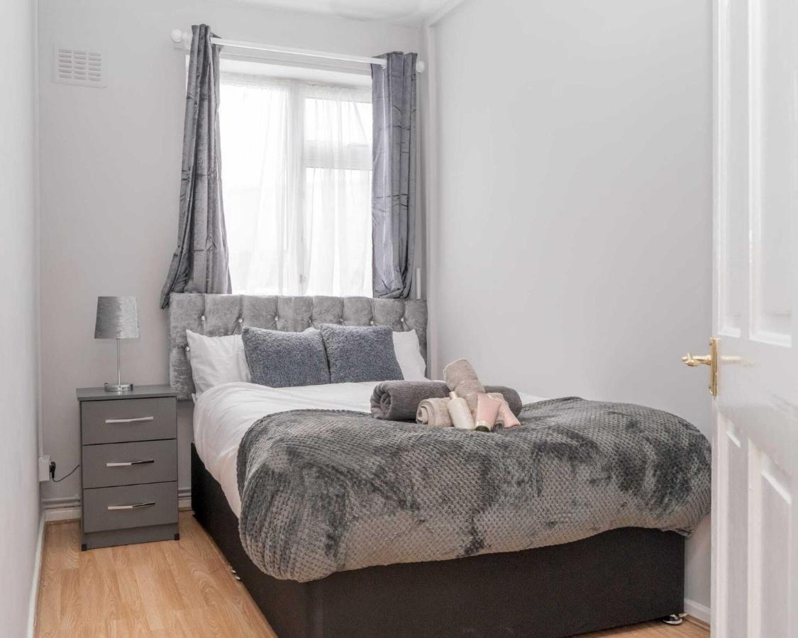 Cosy 2 Bedroom Home In Coventry Exterior photo